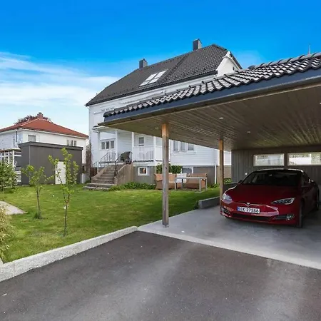 Stayplus Perfekt Feriehus For Storre Grupper Eller Familier Villa *