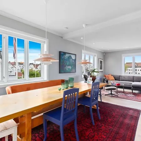 Stayplus Perfekt Feriehus For Storre Grupper Eller Familier *