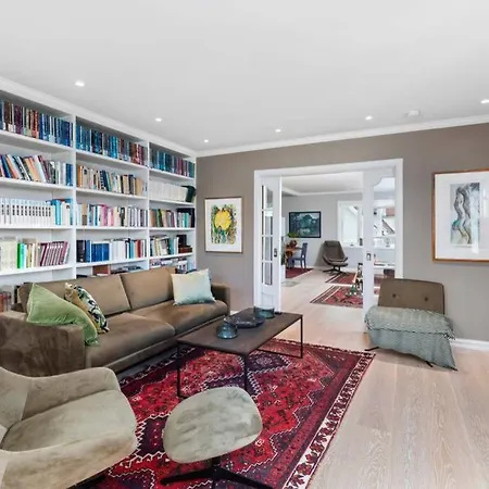 Vila Stayplus Perfekt Feriehus For Storre Grupper Eller Familier