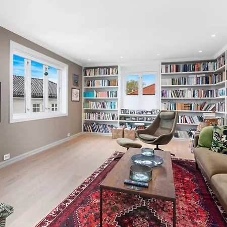 Stayplus Perfekt Feriehus For Storre Grupper Eller Familier Villa